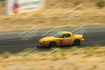 media/May-31-2025-CalClub SCCA (Sat) [[2c1a04e1ee]]/Race/Group 5/Turn 4b/